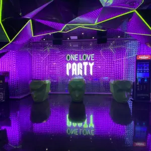 ONE LOVE PARTY KTV（弹子石店）的logo
