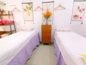 盲人按摩推拿阁的logo