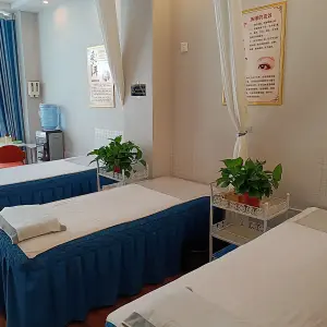 静心采耳阁的logo