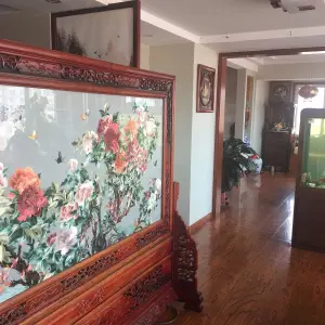 技高一筹正骨推拿的logo