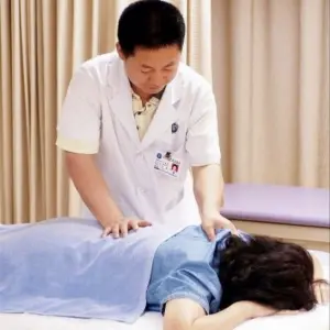 大师兄专业正骨推拿按摩（国贸店）