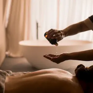 神龙足道（广丰店）的logo