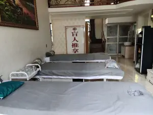 百会盲人推拿的logo