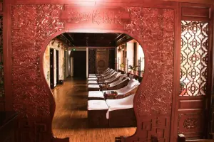 倾耳阁采耳文化体验馆（龙华民治店）的logo