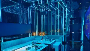 M·party 钱莊高端派对的logo