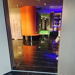 澜亭足疗公馆的logo