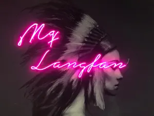 MQ量贩式KTV（世纪联华店）的logo