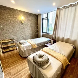 谭耳匠采耳养生文化体验馆的logo