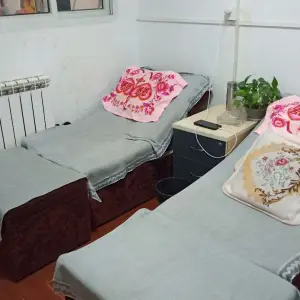 仁和盲人推拿的logo