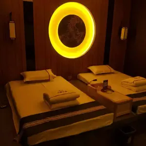 金指婵影院式足道SPA的logo