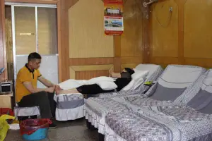 王健盲人推拿按摩