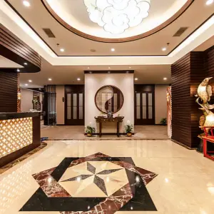 颐和经络养生的logo