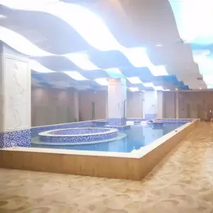 鑫星贵宾楼的logo