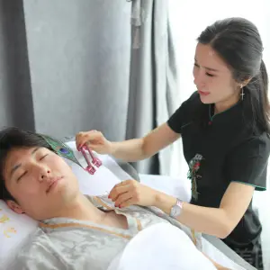 净美·专业头疗采耳美容