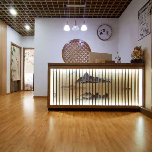 云盲道盲人推拿的logo