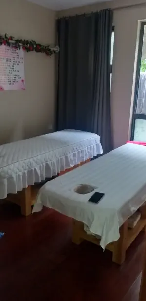 缪氏盲人推拿的logo