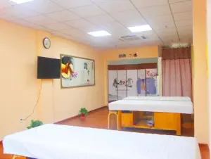 星月保健推拿（华龙路店）