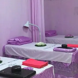 闲适生活SPA馆的logo