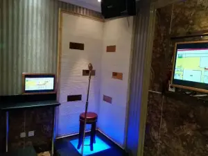 欢乐纯K量贩式KTV