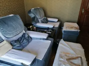 东方贵足（文苑店）