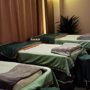 耳悦采耳文化体验馆（万象城店）的logo