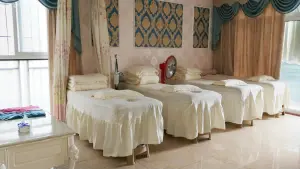 惠逸养生馆盲人按摩（金色池塘店）的logo