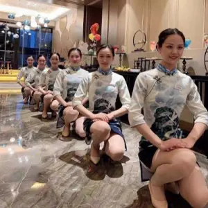 U·ya惊鸿苑奢浴SPA私享会的logo