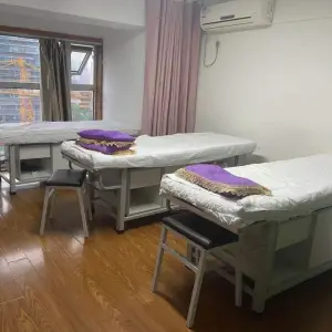 励成盲人推拿（御峰大厦店）的logo