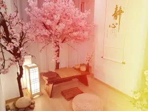 放慢脚步·日式SPA影院足道（解放碑店）的logo