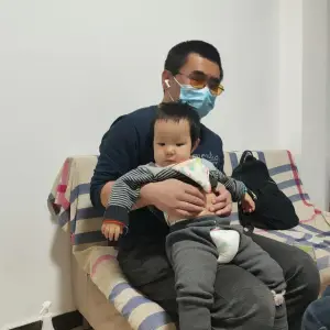 手佳盲人推拿的logo