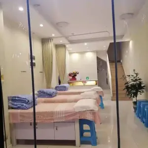 阳光盲人推拿馆（巴南万达店）的logo