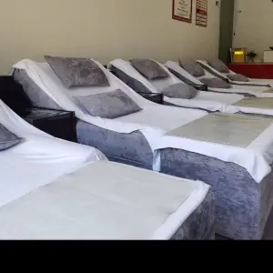 御足堂（盛世华都店）的logo