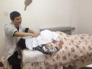 童氏盲人按摩的logo