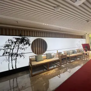 虞婷格足道的logo