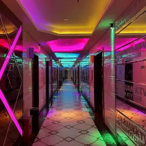 蓝钻KTV（塘厦店）的logo