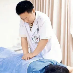 懒娃娃正骨按摩（建业置地广场店）