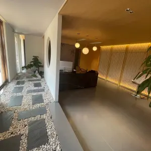 昀艺采耳头疗养生馆