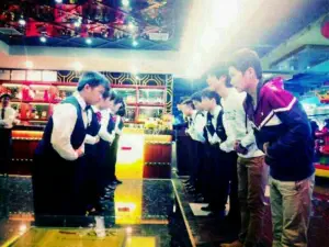 九歌量贩式KTV（新九广场店）的logo